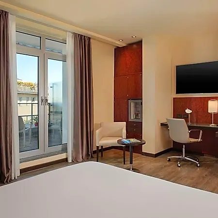 Nh Hotel 4*