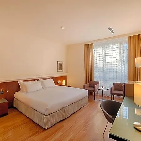 Nh Hotel 4*