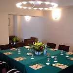 Nh伯格莫酒店 酒店