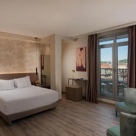 Nh Готель Бергамо